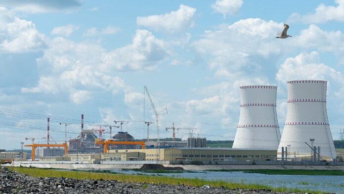 Yüzer nükleer enerji santrali