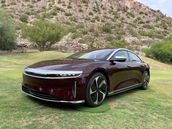 Lucid Motors işten çıkarma