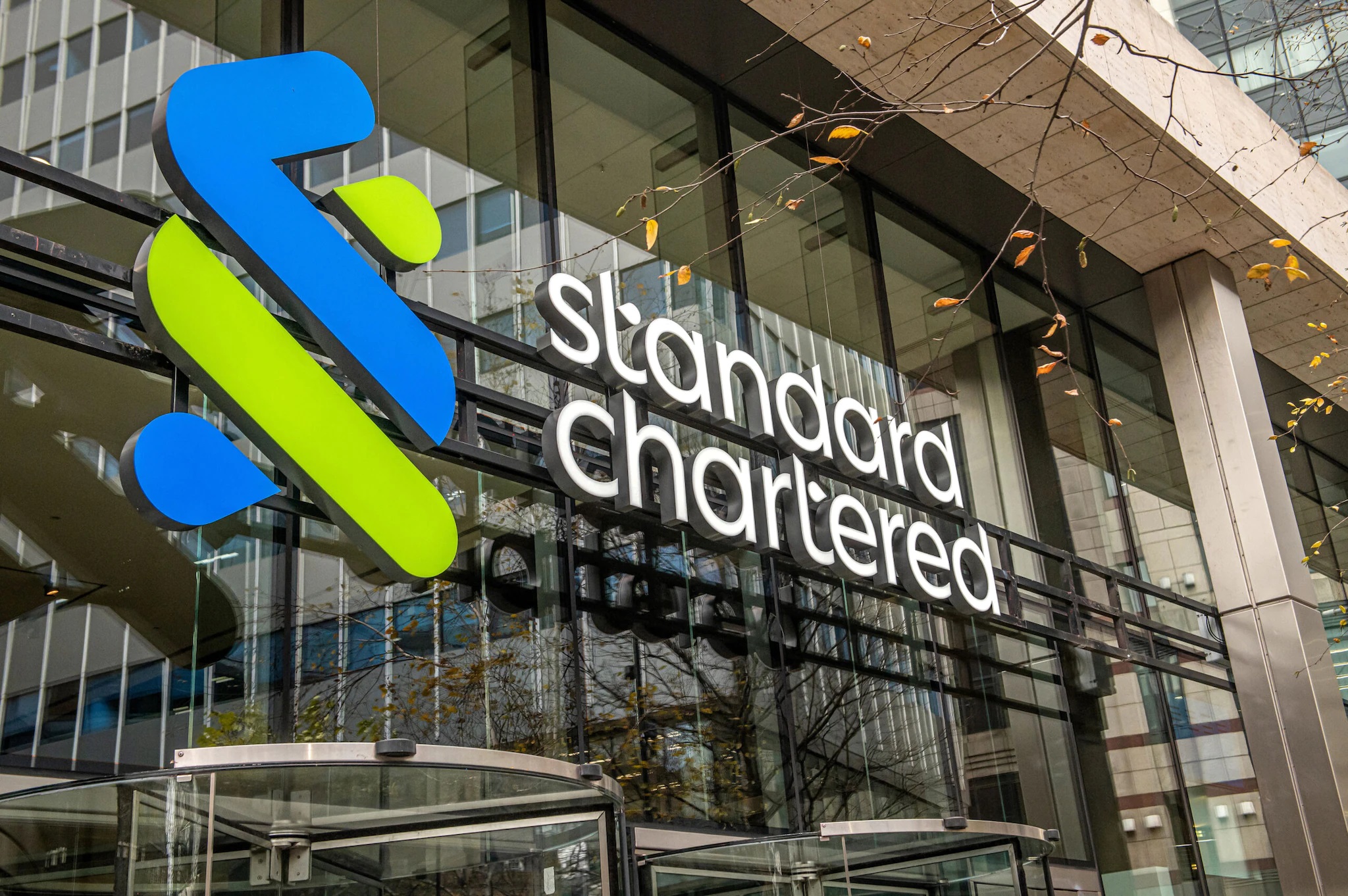 Standard Chartered Bitcoin tahminini koruyor