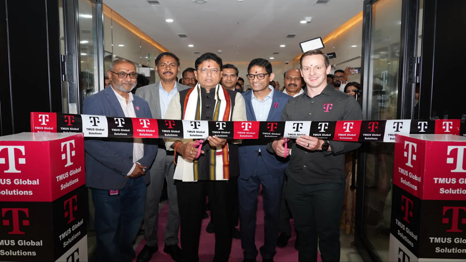 T-Mobile Hindistan ofisini açtı