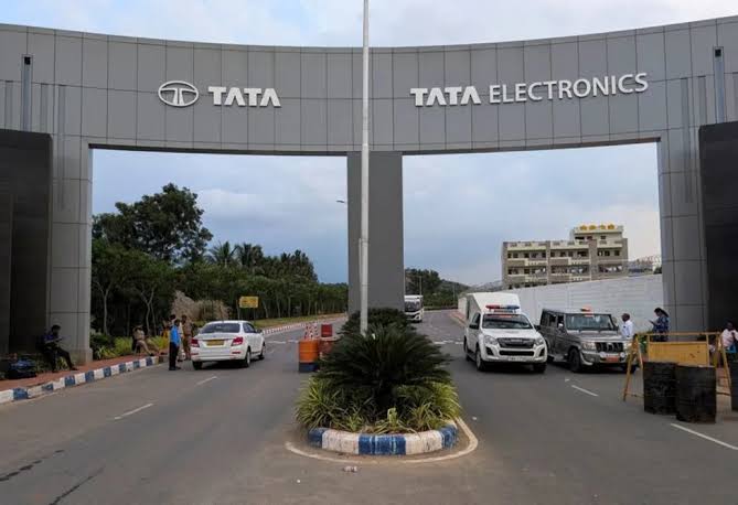 Tata iPhone