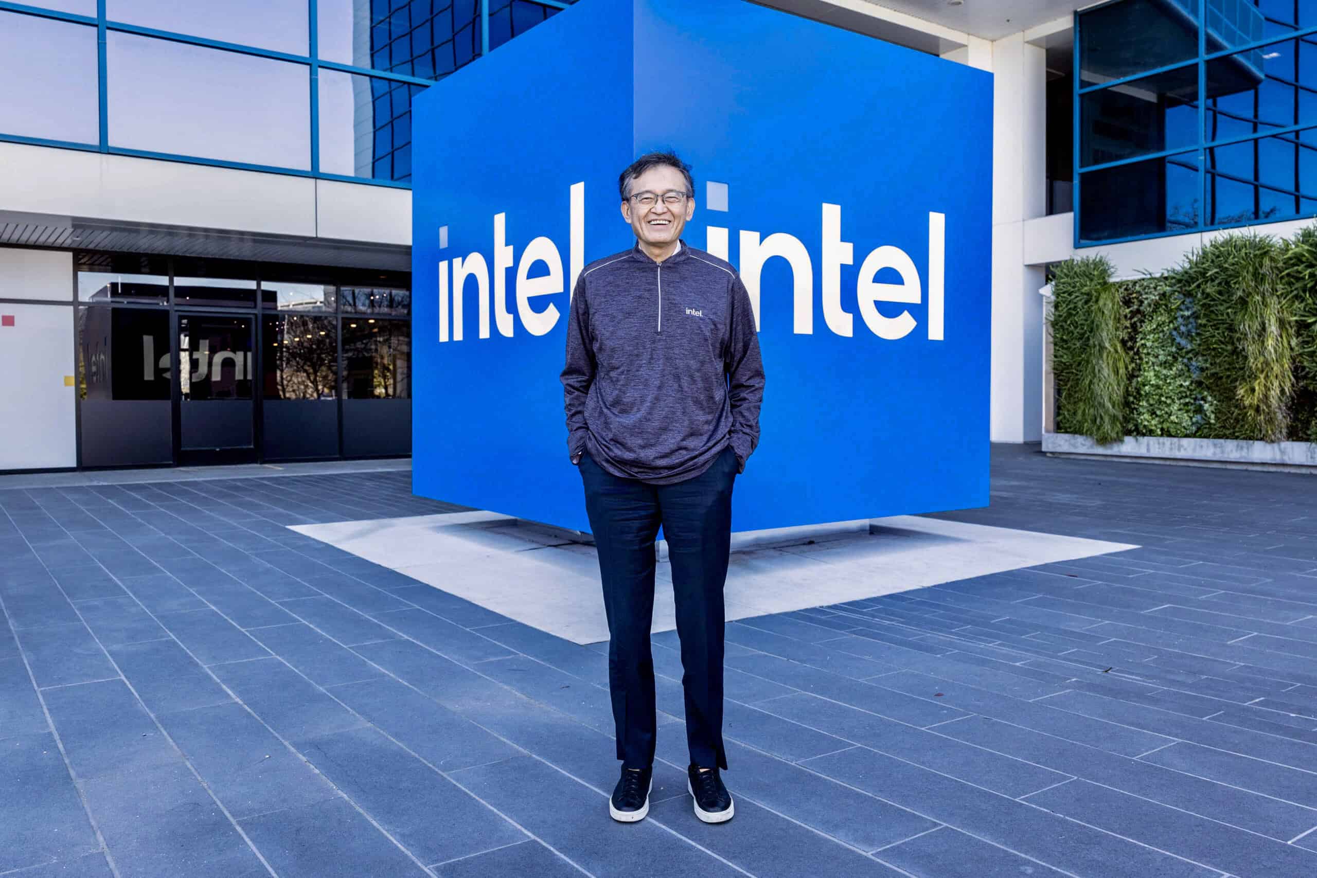 Intel girişim şirketine çip teknolojisi sağlıyor