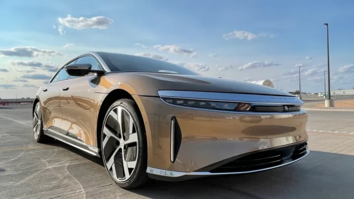 Rivian elektrikli araç