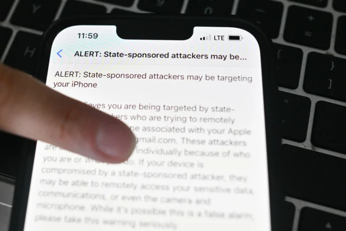 Apple kullanıcıları casus yazılım