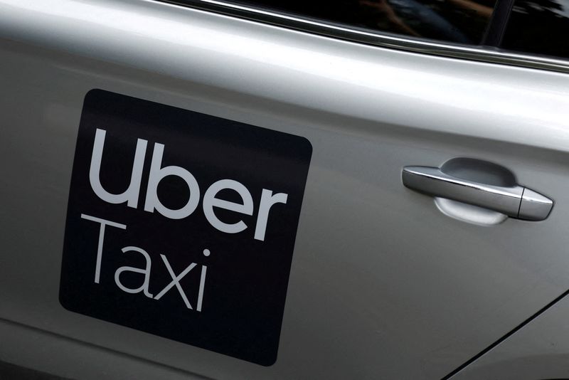 Uber görevden uzaklaştırma için ceza aldı